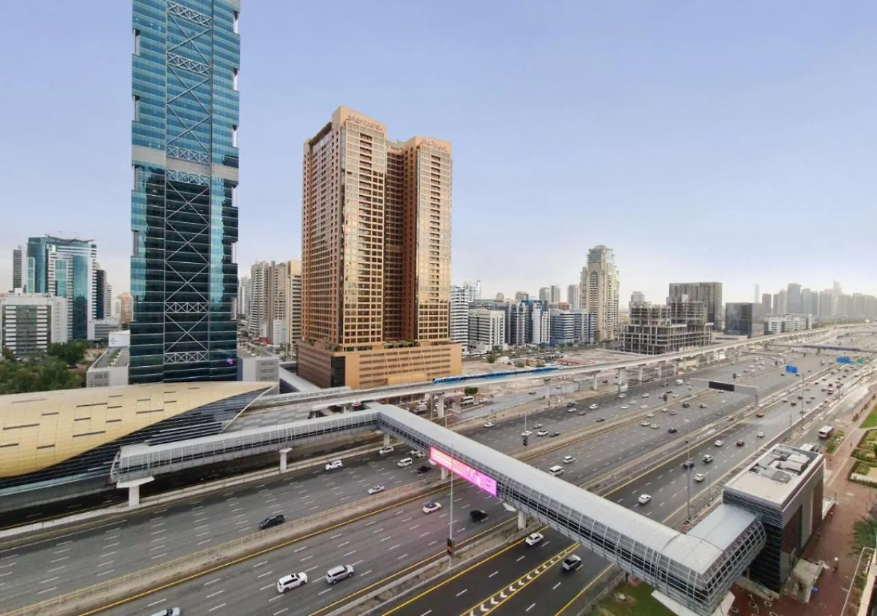 Two Seasons Hotel & Apartments Dubai
