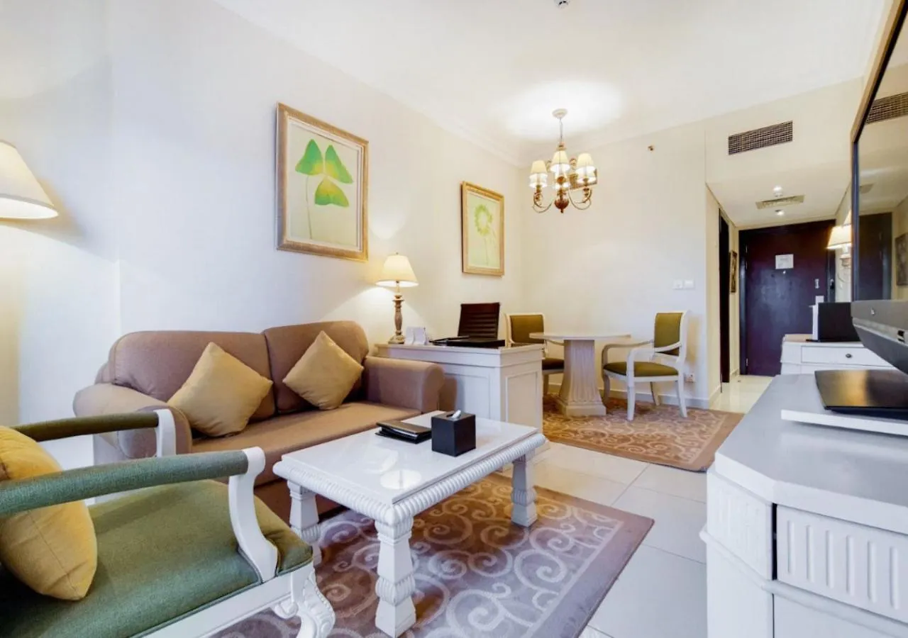 Two Seasons Hotel & Apartments Dubai Emirati Arabi Uniti