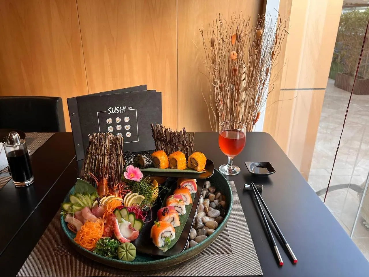 Two Seasons Hotel & Apartments Dubai 4*,  Emirati Arabi Uniti