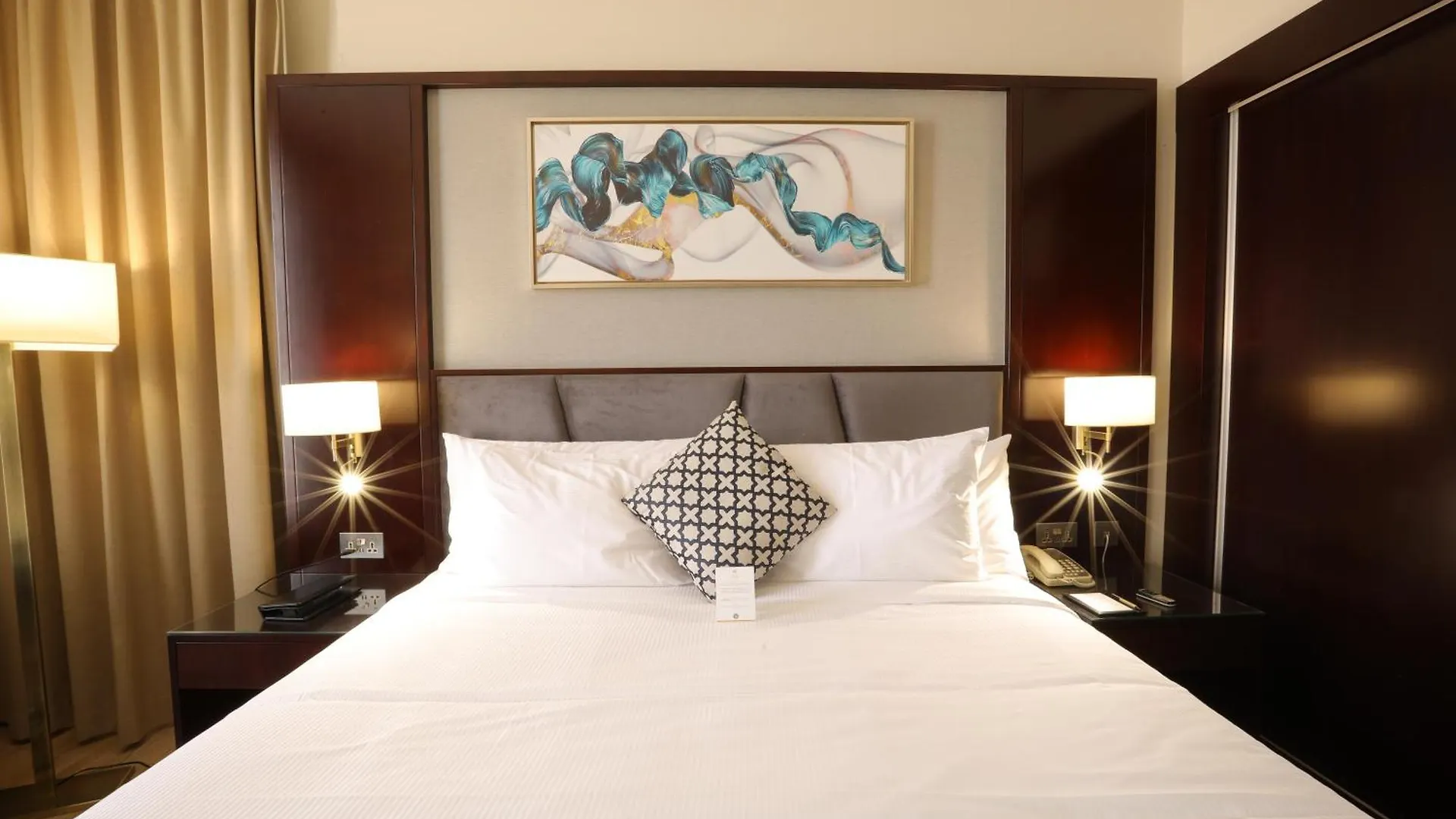 **** Aparthotel Two Seasons Hotel & Apartments Dubai Emirati Arabi Uniti