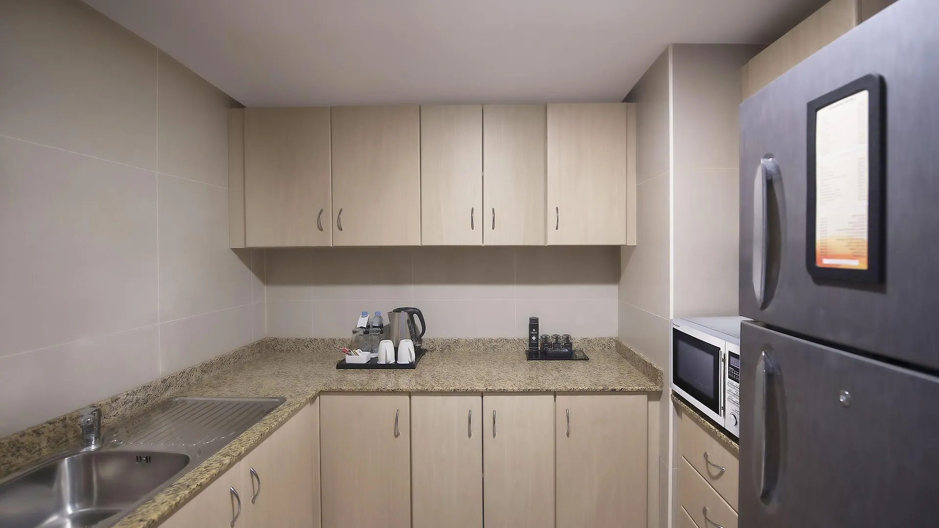 Two Seasons Hotel & Apartments Dubai 4*,  United Arab Emirates
