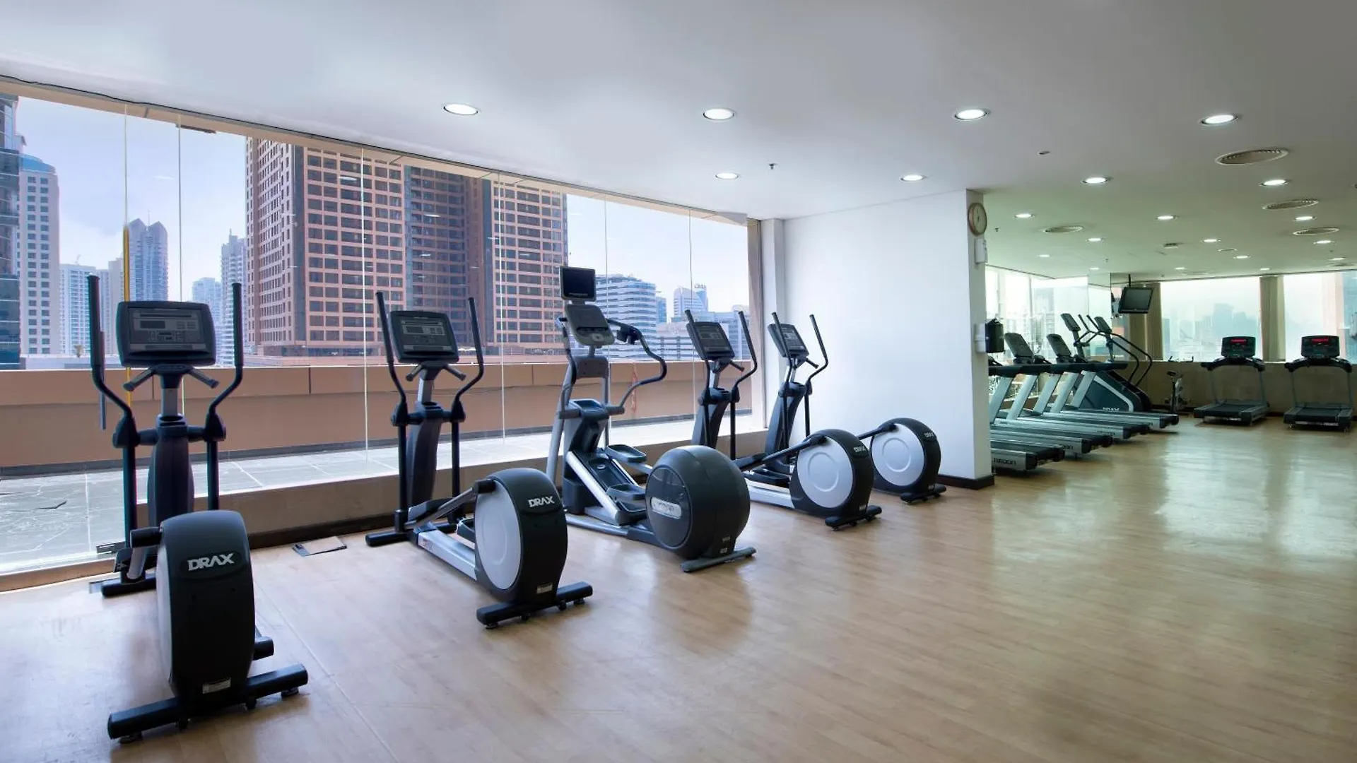Aparthotel Two Seasons Hotel & Apartments Dubai