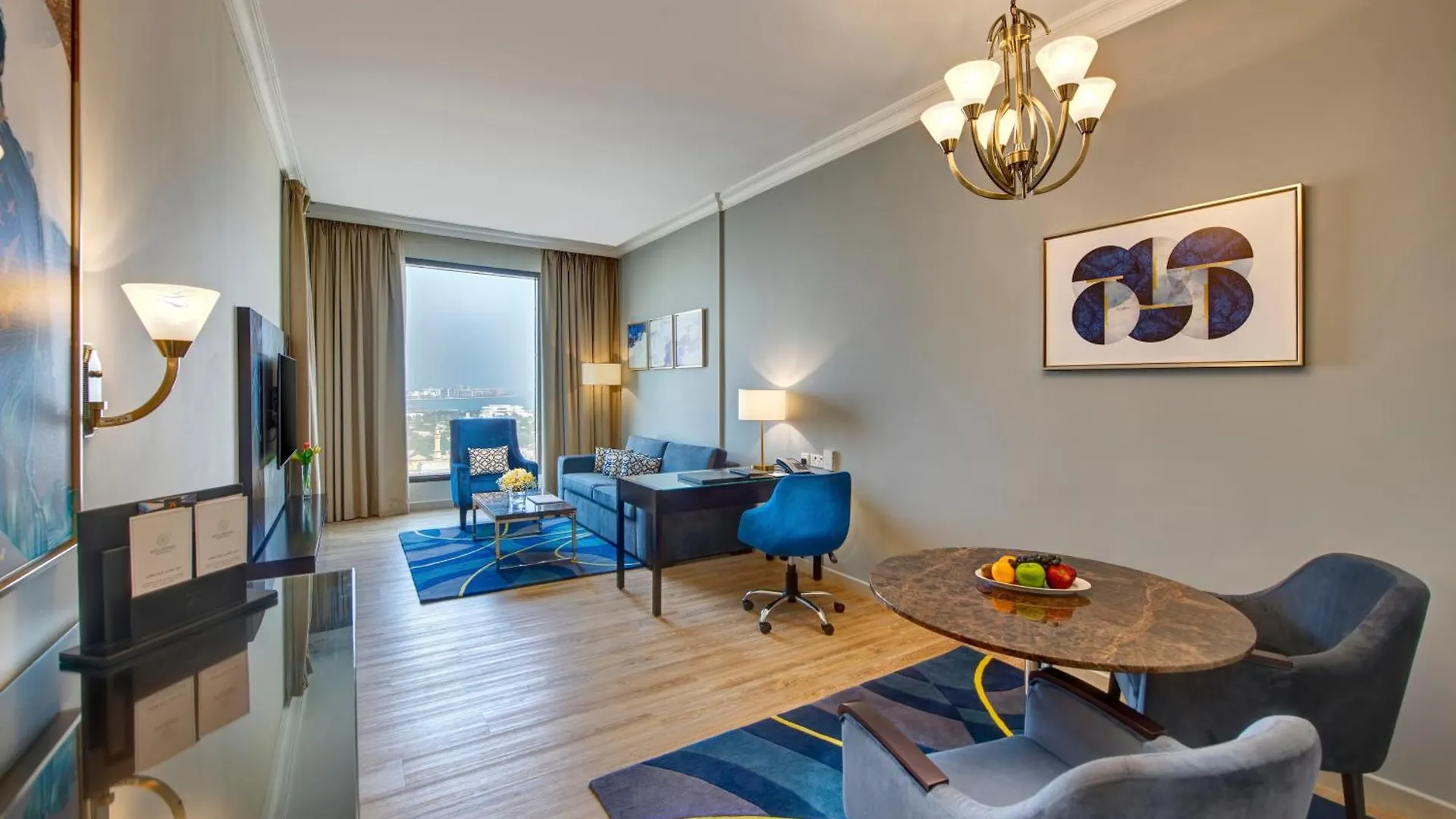 Two Seasons Hotel & Apartments Dubai