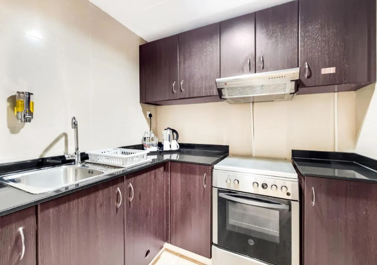 Two Seasons Hotel & Apartments Dubai Aparthotel